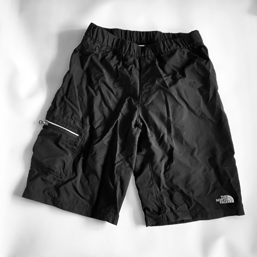 Boys North Face cycling shorts with chamois for comfort.